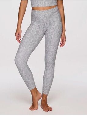 Reebok High-Rise Grey Snake-Print 3/4 Leggings side pockets women’s size large